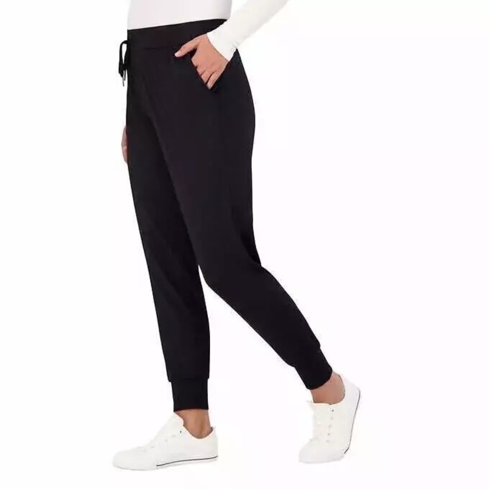 Sage Black Joggers with Tapered Leg and Relaxed Fit